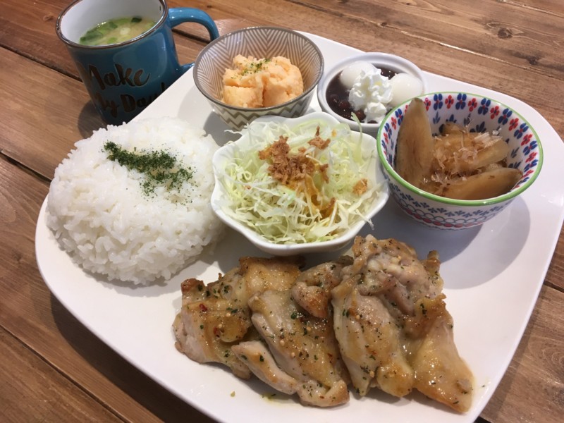 カフェ＆居酒屋　ゆるり