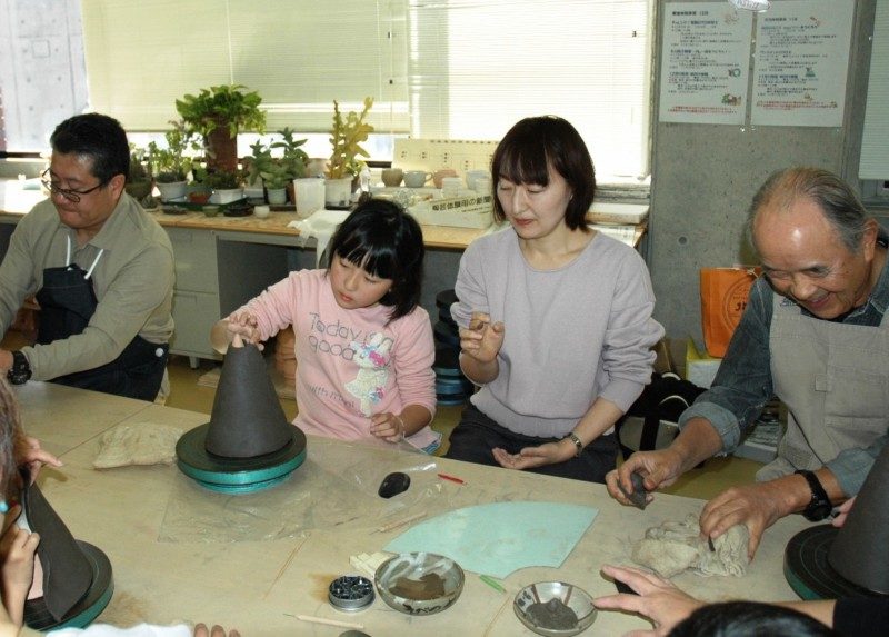 陶器のミニクリスマスツリーをつくろう