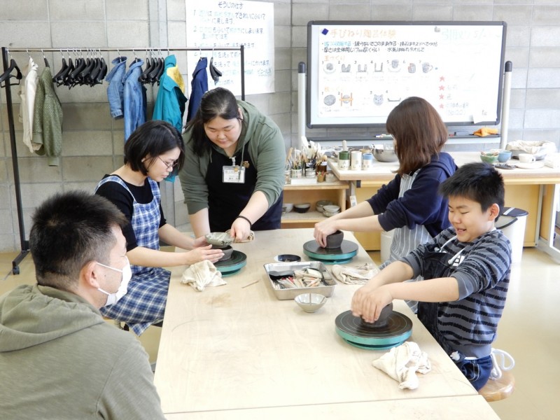 4月の陶芸・絵付け体験