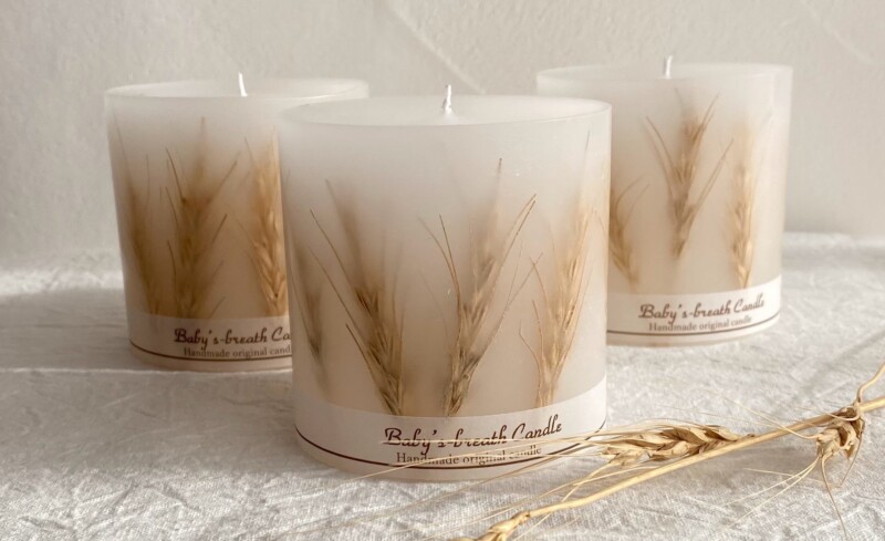 Baby’s-breath candle