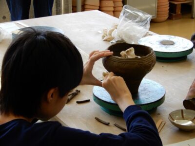 ドキドキ！縄文土器作り体験