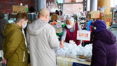 農家のかあさん土曜市